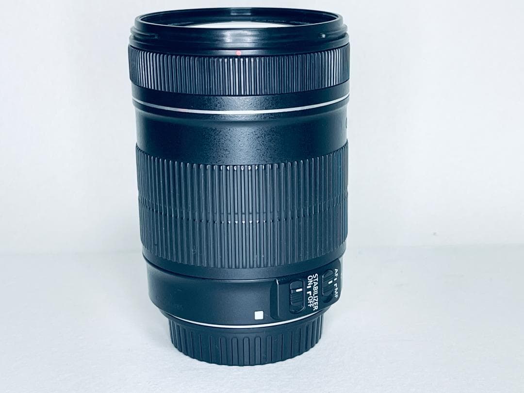 ☆美品☆Canon キヤノン EF-S 18-135mm F3.5-5.6 IS