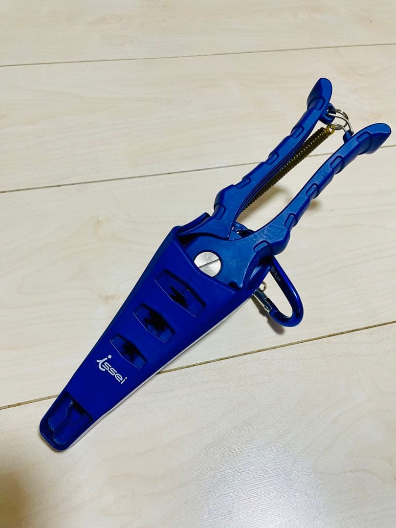 一誠 issei 海太郎 フィッシュグリップ - メルカリ