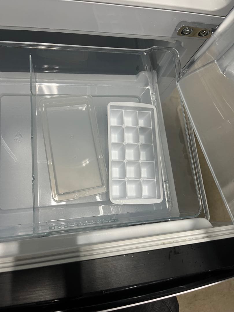 冷蔵庫 HR-D1303 Hisense 2020年製T