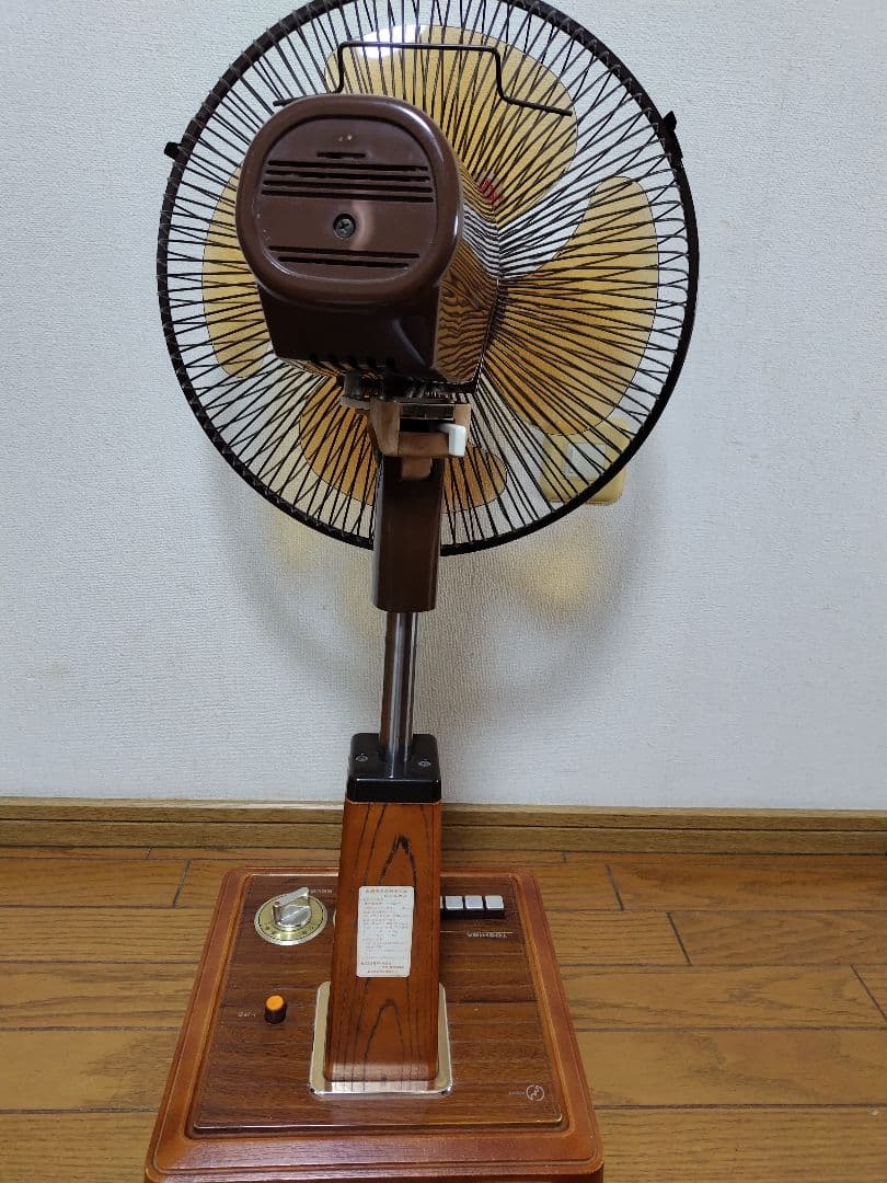 昭和】レトロ扇風機 東芝 TOSHIBA F-241C 木目調 美品 - メルカリ