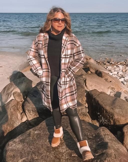 【美品】UGG W ROOKLYN SUNBURST 23.5cm