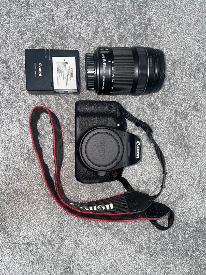 【美品】Canon EOS Kiss X7i レンズ付き キヤノン（Canon） Canon EOS kiss X7i EF-S 18-135mm レンズセット