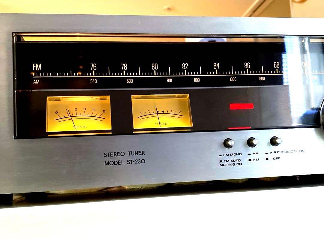 Aurex ステレオ チューナー 動作品 ST-230 オーレックス - メルカリ
