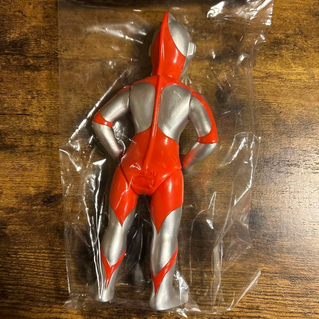 ブルマァクの怪獣シリーズ ウルトラマン 復刻版 シルバー ソフビ【未