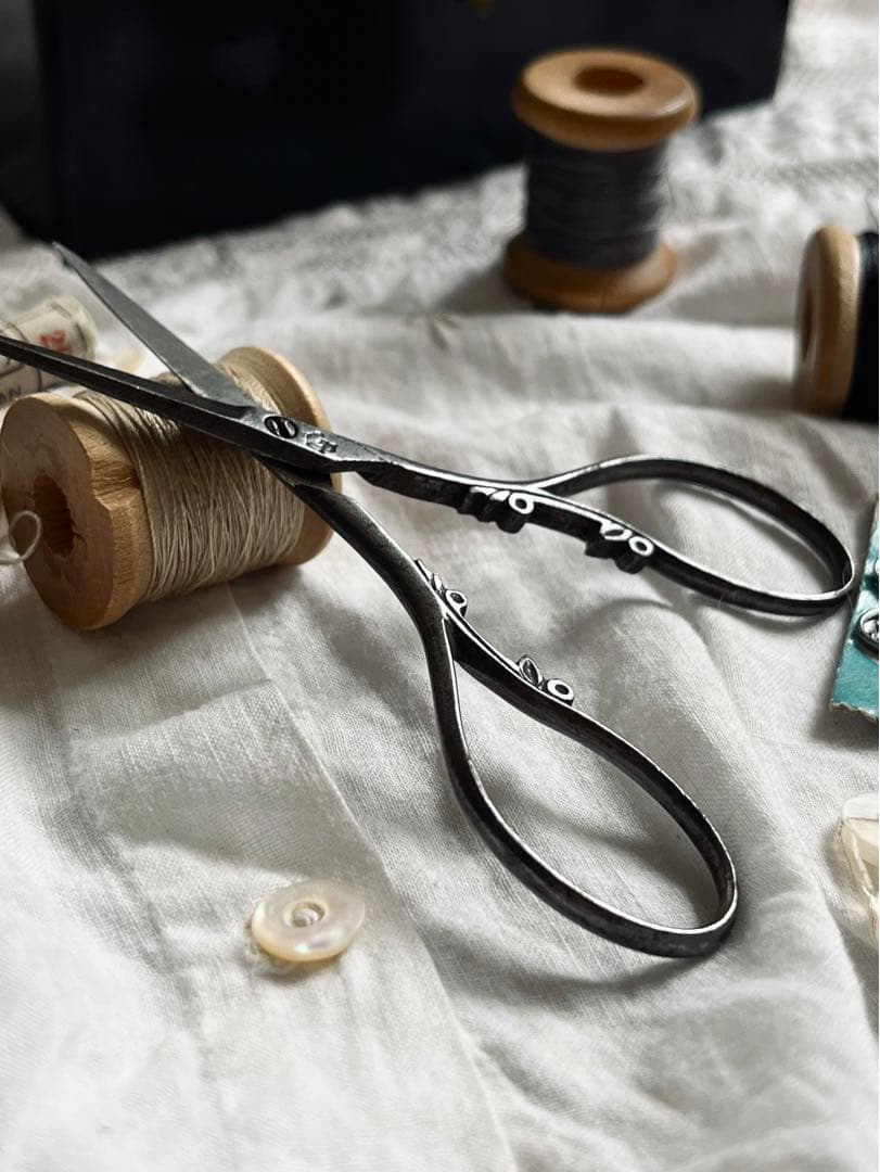 ◇フランスアンティーク｜糸メーカーの木箱と裁縫セット全16点 - メルカリ