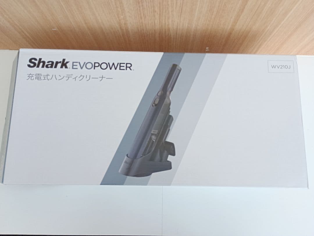 ③SHARK充電式ハンディクリーナー未使用ですが箱ダメージ有り シャーク EVOPOWER W35 充電式ハンディクリーナー グレイ WV280J 1台