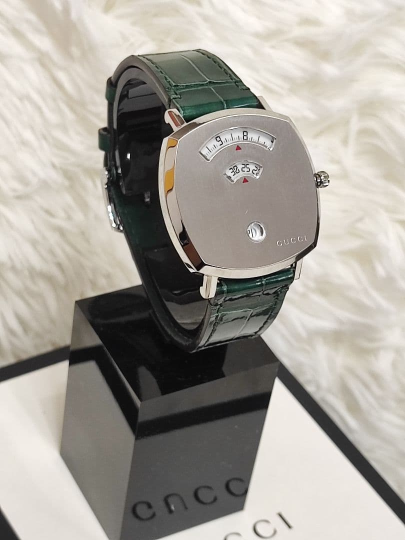 新品 グッチ GRIP グリップ クォーツ 腕時計 YA157414 ワニ革 - メルカリ