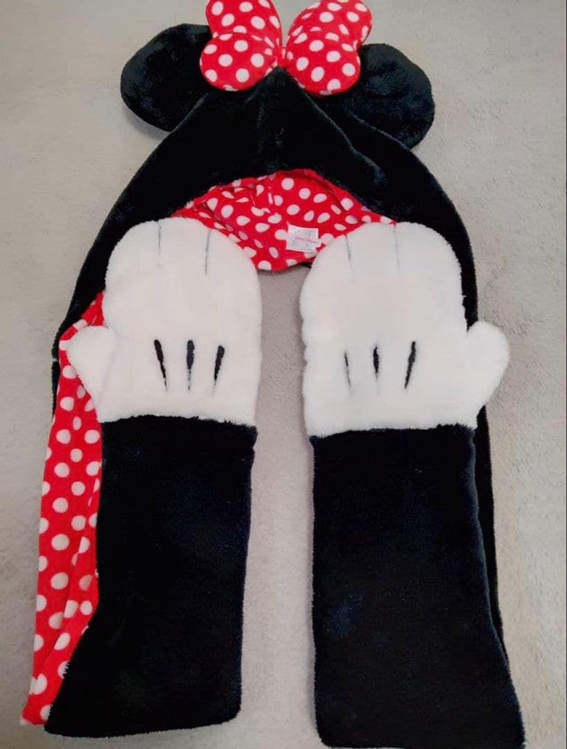 ディズニークリスマスミニーマフラーファンキャップ - メルカリ