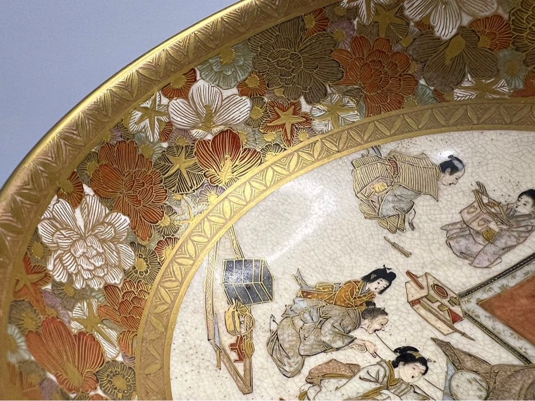 錦光山】超絶技巧 薩摩 金蘭手 色絵 金彩 風俗図茶碗 - メルカリ