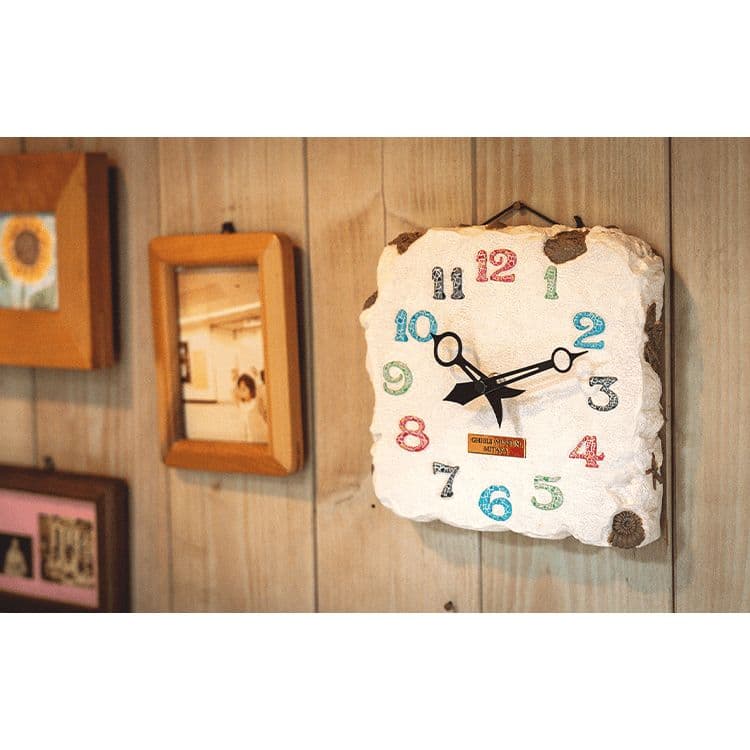 ジブリ美術館オリジナル モザイクタイル時計 ジブリ美術館 モザイクタイル時計 - 三鷹の森ジブリ美術館オンライン