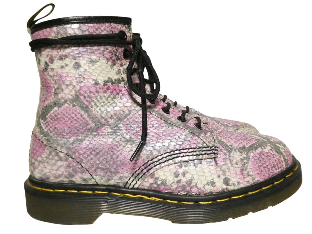 英国製！ドクターマーチン8ホールUK7ピンクパイソン柄イングランド蛇柄