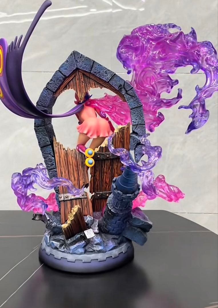 新品】値下げ中‼️ワンピース ジェルマ66 レイジュ フィギュア