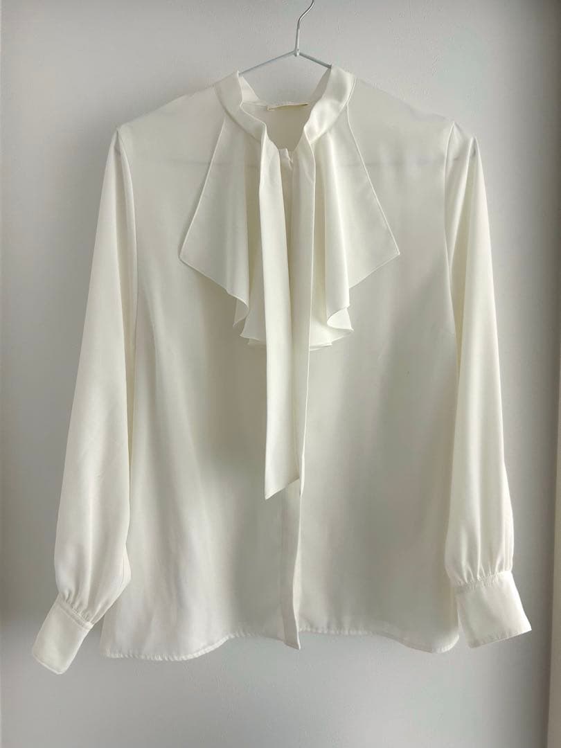 極美品 ボールジィ トゥモローランド クリアデシンフリルボウタイ