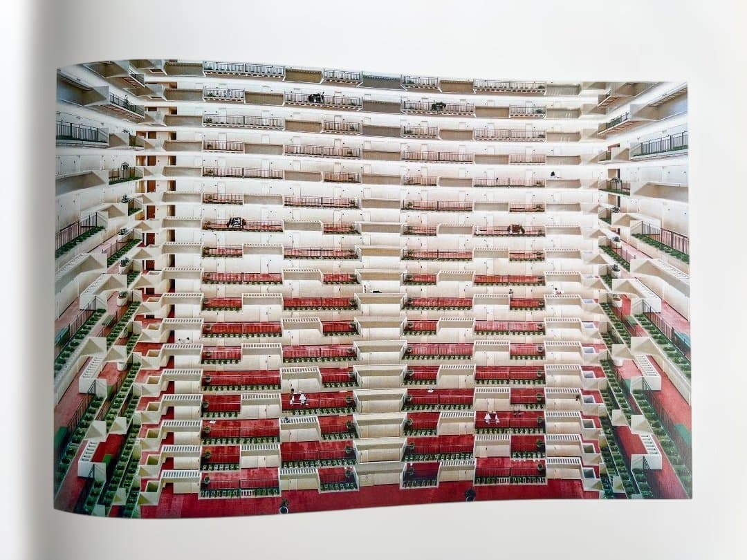 ANDREAS GURSKY 作品集 - メルカリ