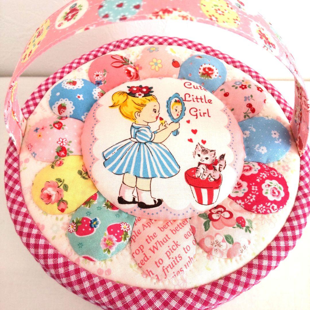 大きめバニティポーチ 〉 ＊レシピ & 型紙＊ パッチワーク - メルカリ