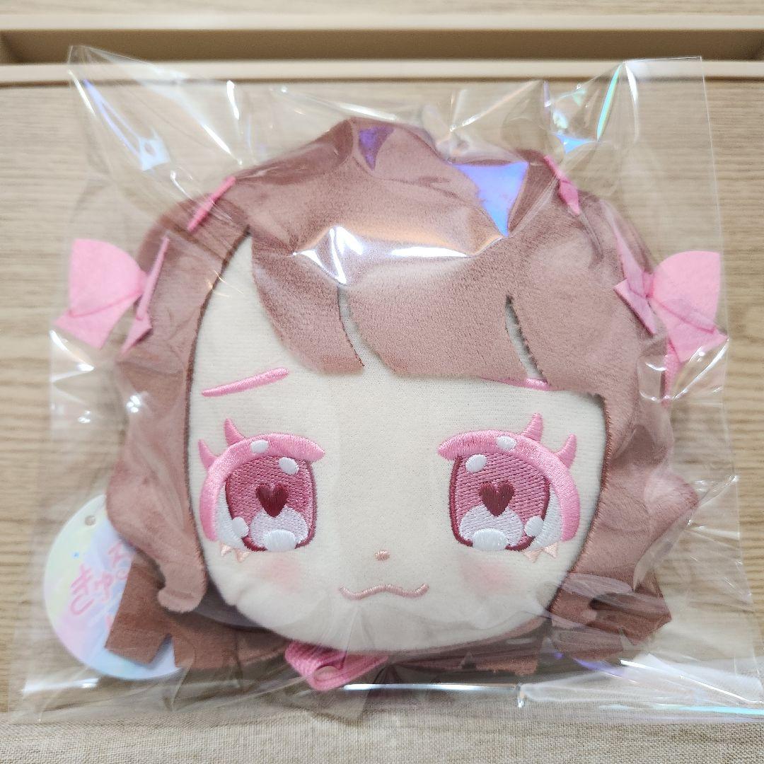 きゅるりんってしてみて お顔ポーチ チバゆな - メルカリ
