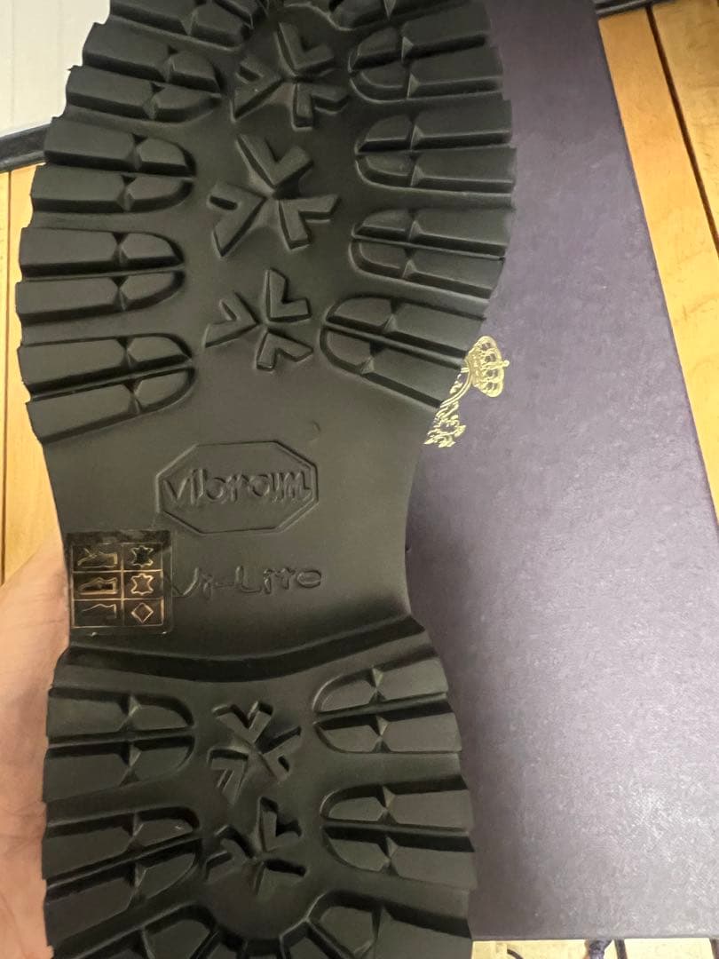 Berwick 5337BCVL ブラック モカシン UK5.5 - メルカリ