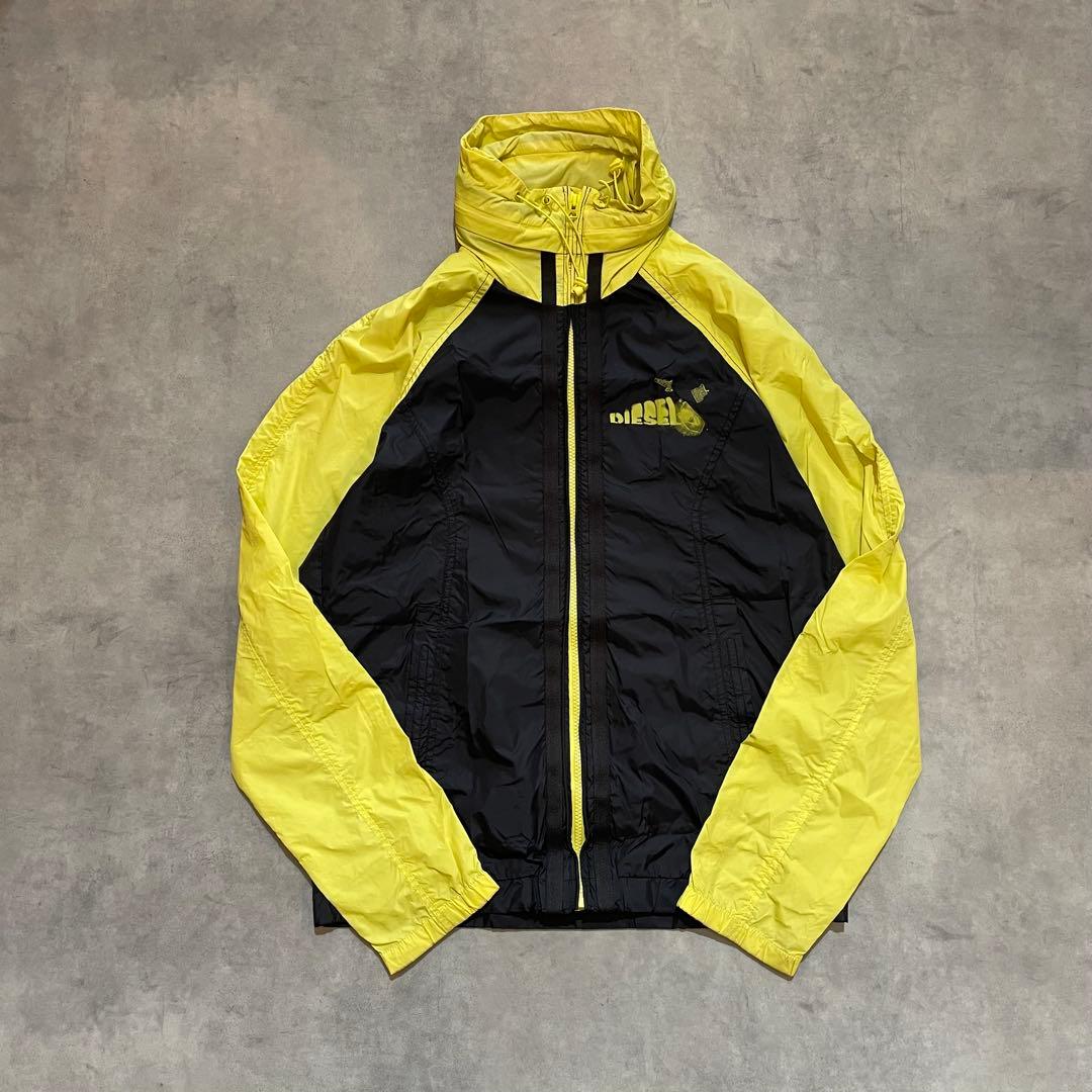 90s 00s DIESEL ディーゼル ナイロンジャケット 金タグ - メルカリ