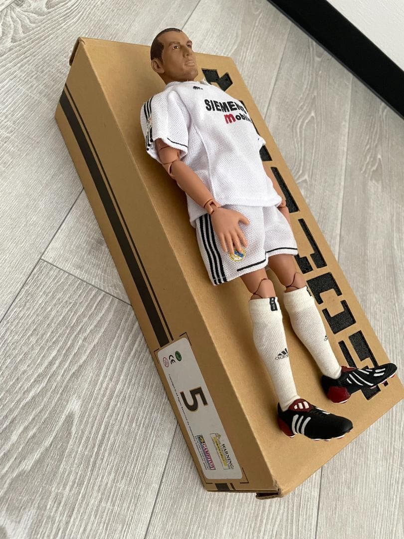 ジダン フィギュア レアル マドリード フランス adidas zidane - メルカリ