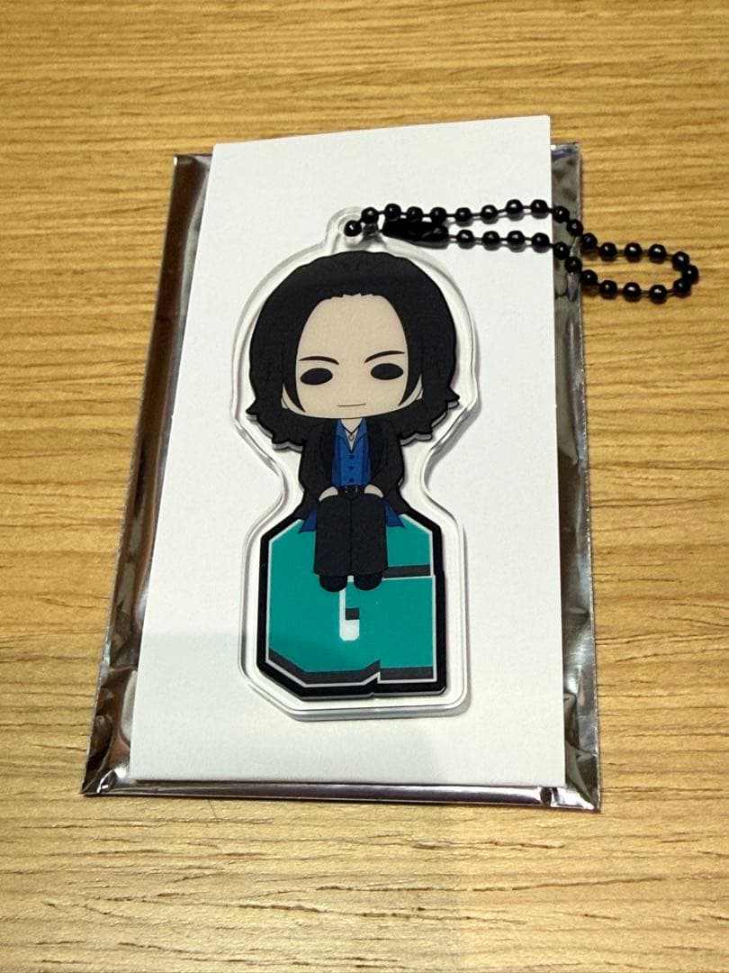 GLAY すわりんこ アクリルキーホルダー TAKURO - メルカリ