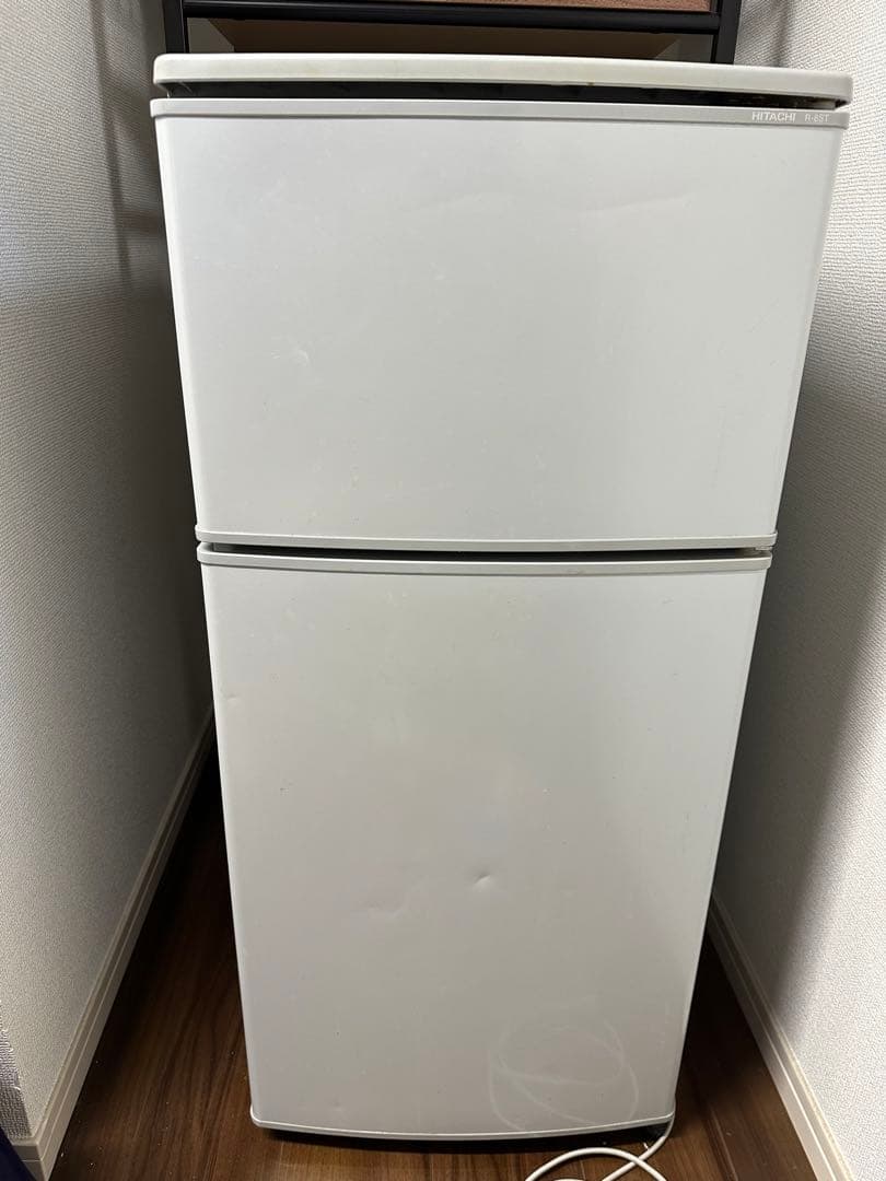 冷蔵庫 HITACHI R-8ST 80L 2ドア冷凍冷蔵庫 - メルカリ