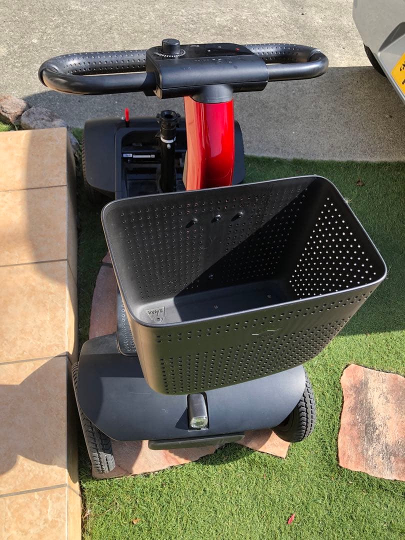 WHILL Model S 4輪スクーター 電動車いす 赤色 フルオプション - メルカリ