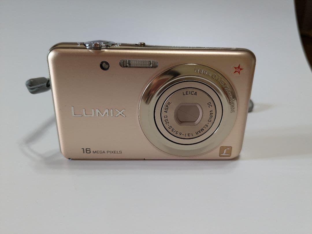Panasonic LUMIX DMC-FH7 ゴールド デジカメ - メルカリ