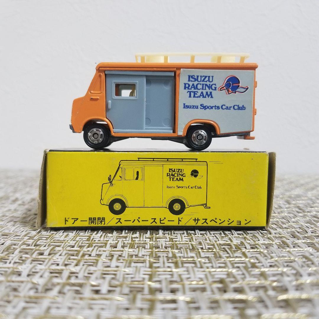 トミカ 黒箱 No.49 いすゞ エルフ ハイルーフ 日本製 - メルカリ