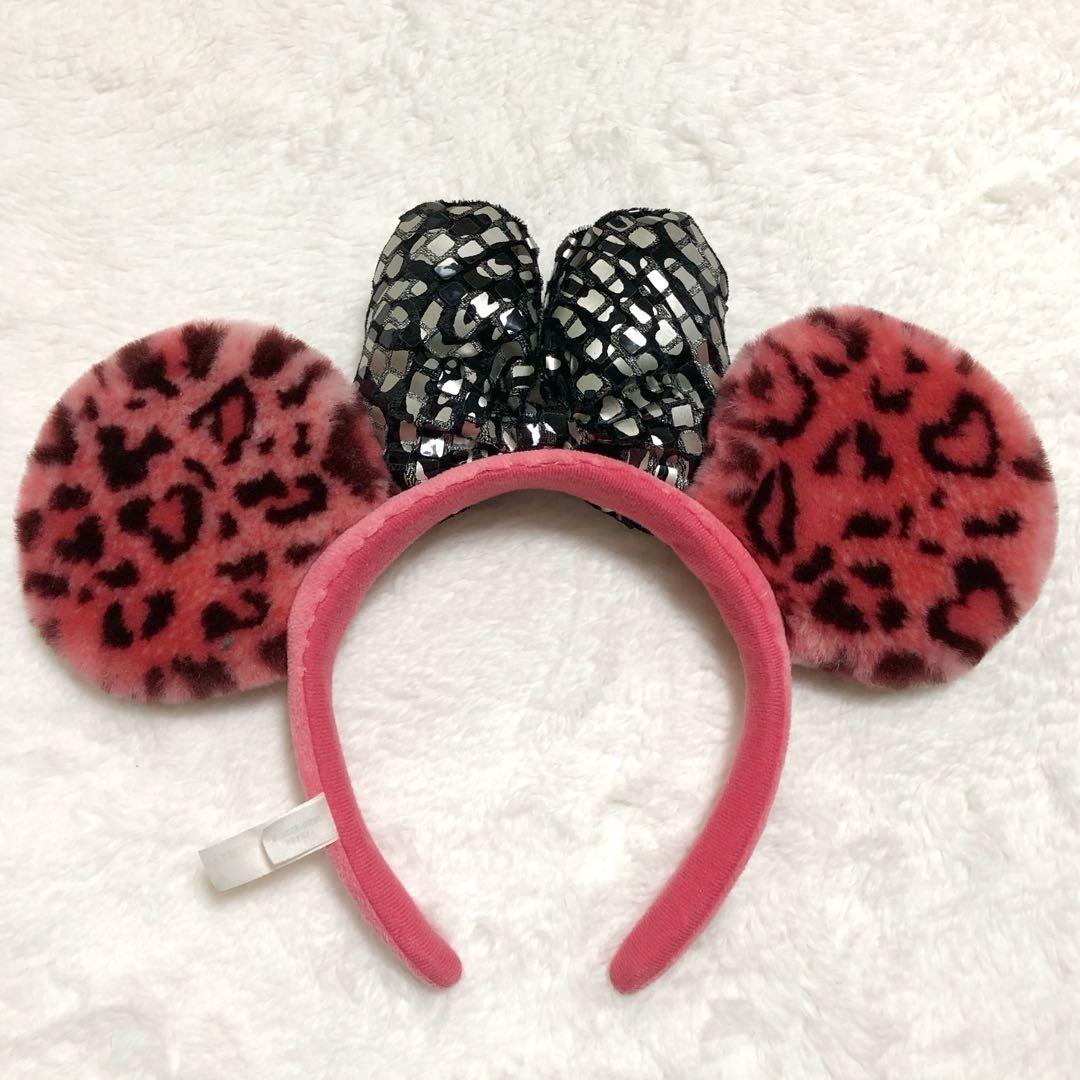 美品】ディズニー ミニー ヒョウ柄 レオパード カチューシャ ピンク