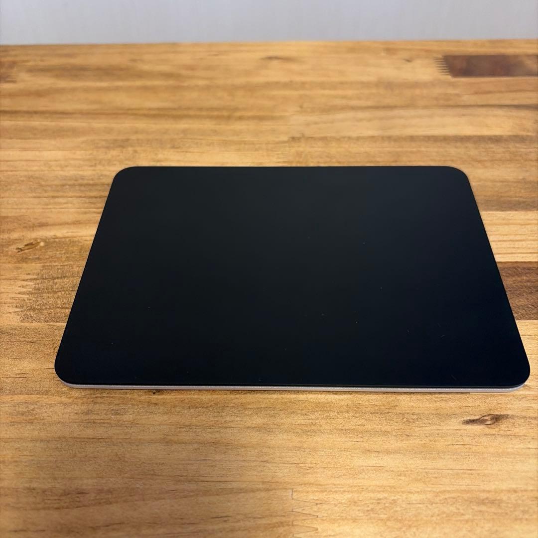 Apple純正品Magic Trackpadブラック シルバー (第3世代) Apple：Magic Trackpad 3(ブラック)をレビュー｜第1・2世代の違いも比較！