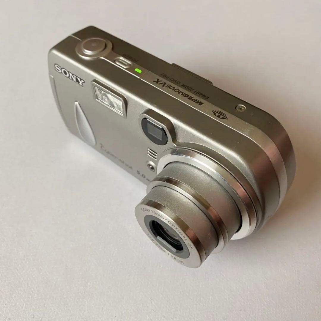 SONYソニーCyber-shot 5.0メガピクセルコンパクトデジタルカメラ