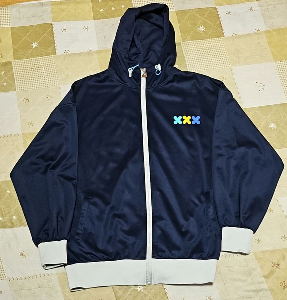 ホロライブ 白上フブキ 誕生日記念2023 フブキの部屋着ジャージ - メルカリ