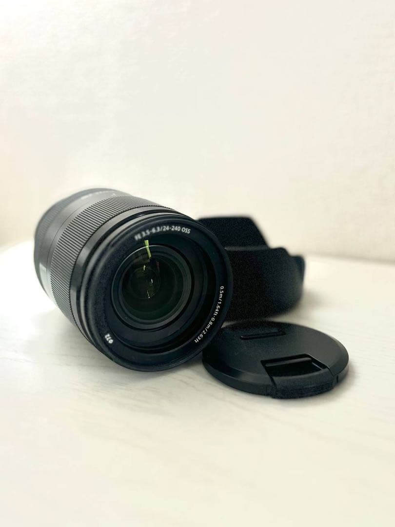 SONY FE 24-240mm F3.5-6.3 OSS ズームレンズ