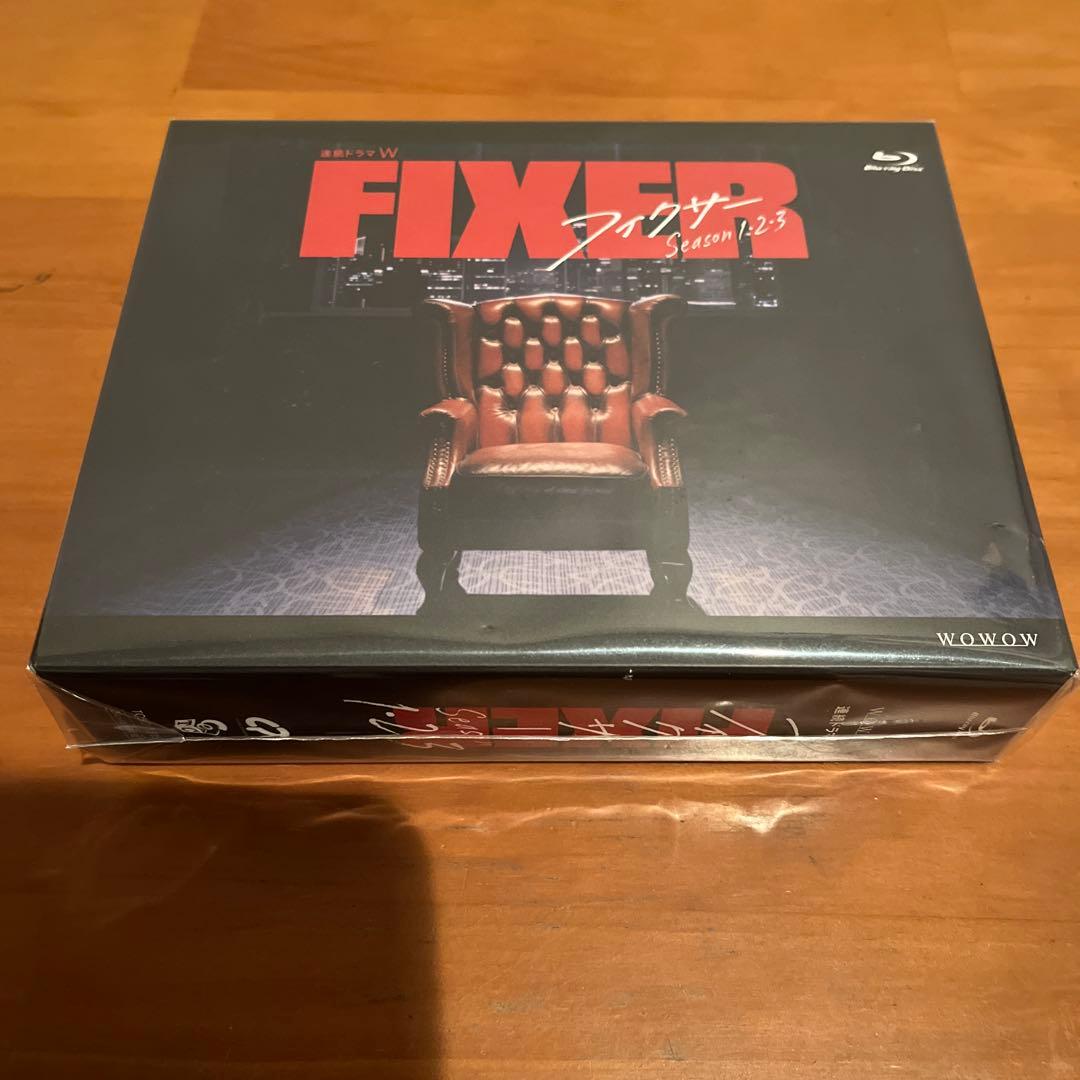 連続ドラマW フィクサー Blu-ray BOX Season1・2・3〈6枚… 唐沢寿明と13人、『連続ドラマW フィクサー』Season1の舞台は政界