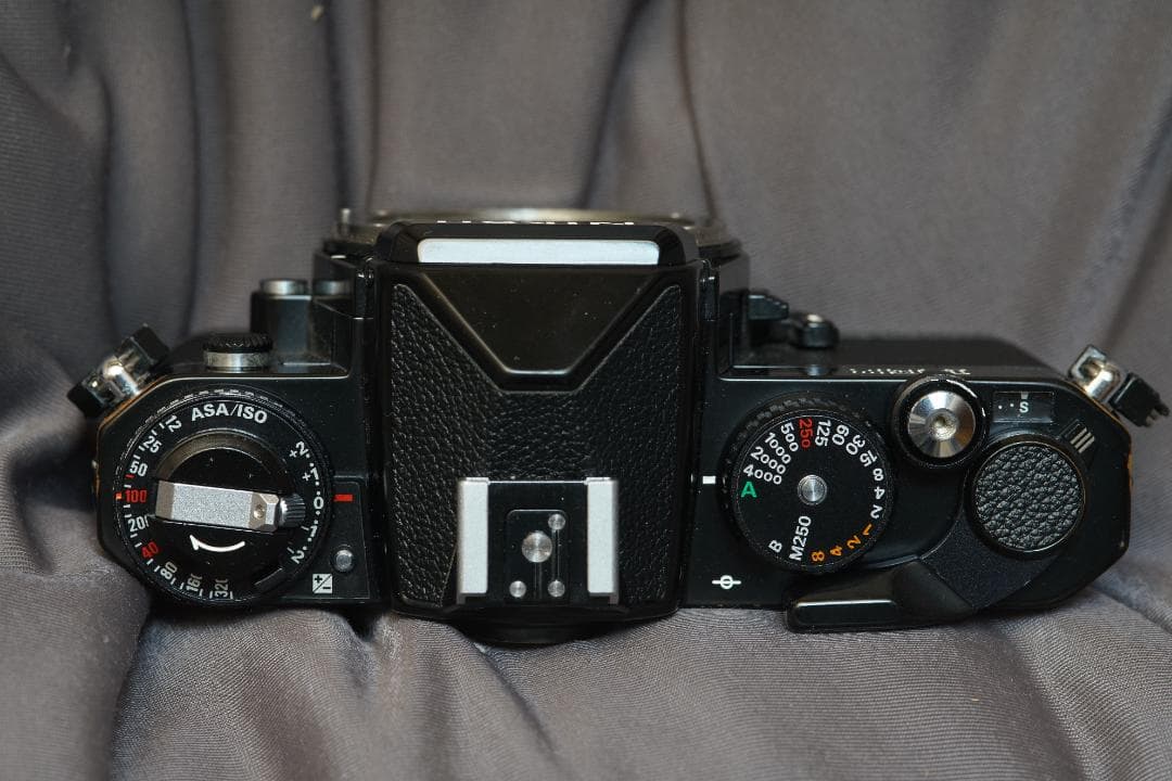 Nikon FE2 ai nikkor 50mm f2 フィルムカメラ