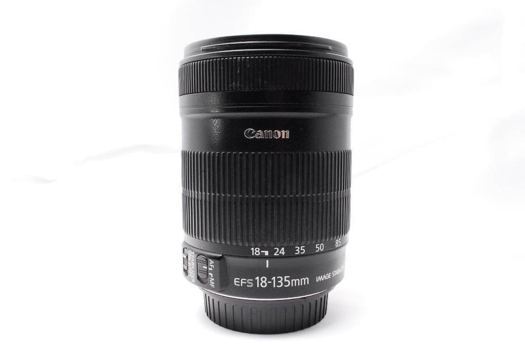 Canon EF-S 18-135mm F3.5-5.6 IS 広角レンズ