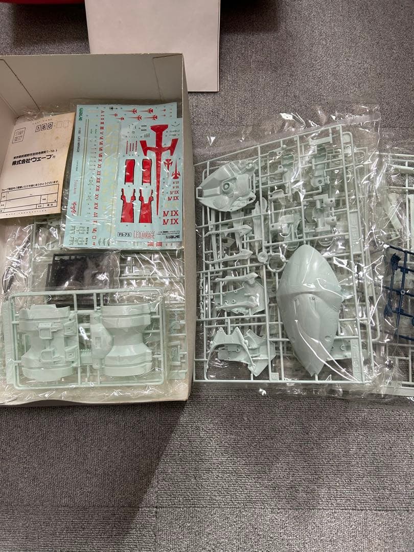 1/100ウェーブ FSS 「レッドミラージュ増装備」の通販はau PAY