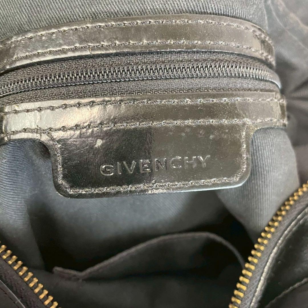 美品 ジバンシィ ワンショルダーバッグ ホーボー 4Gロゴ ナイロン