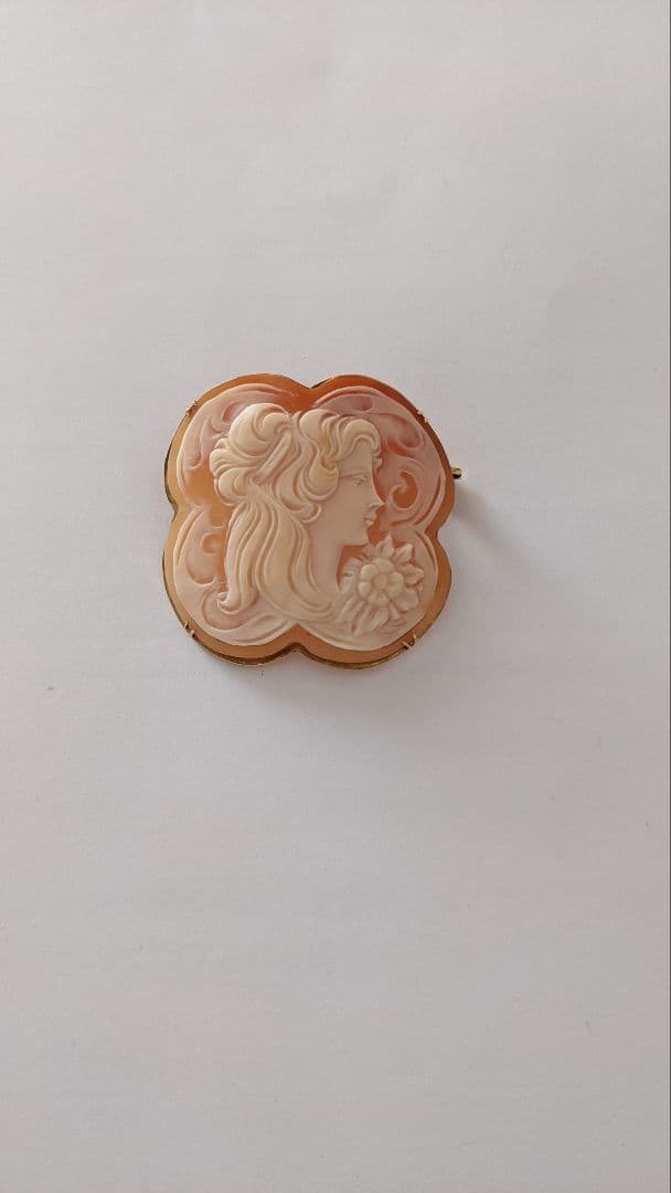 カメオのブローチ　18金イエローゴールド枠 楽天市場】T【K18】カメオブローチ ペンダントトップ K18 総重量約10.8