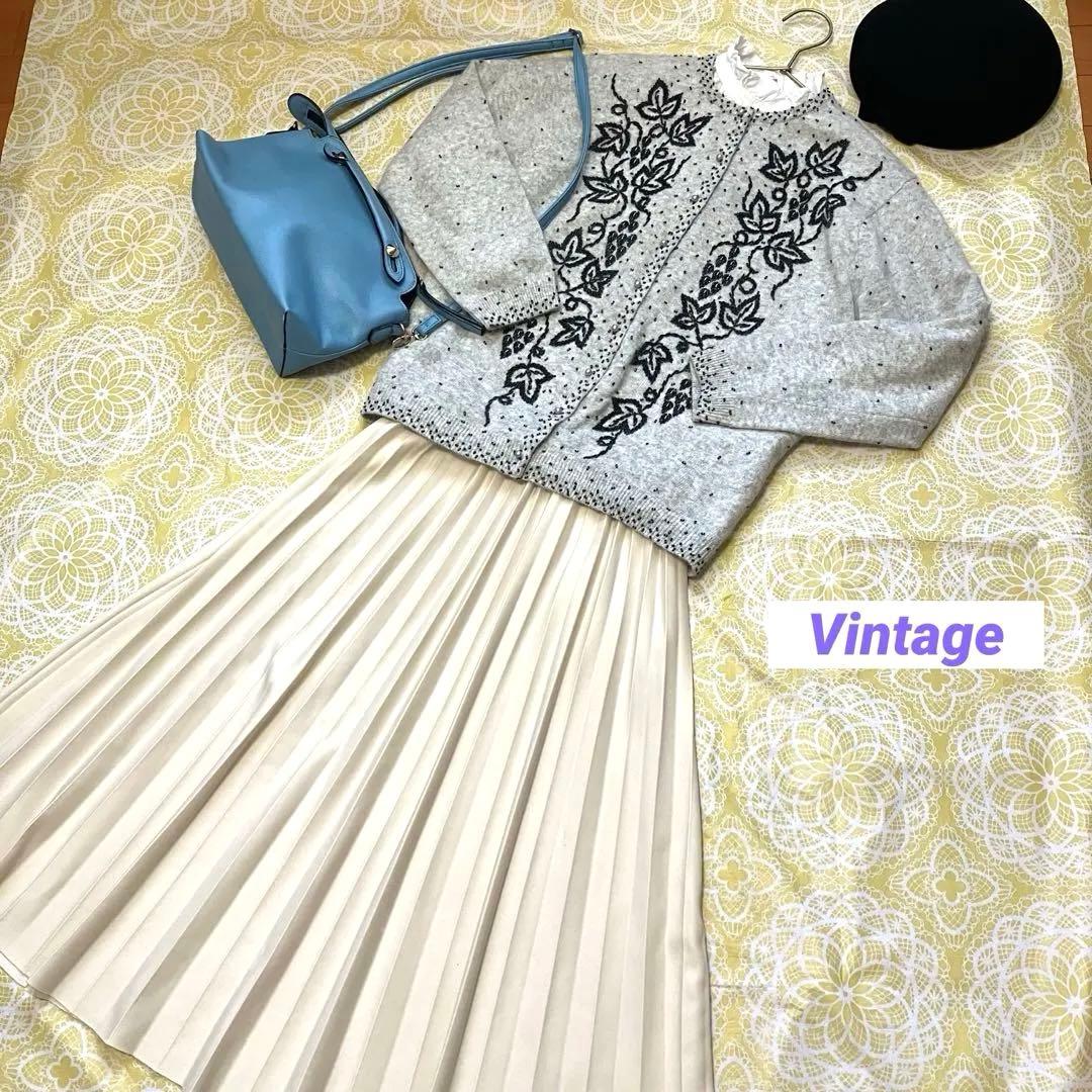 ⭐️レトロ古着 香港製 ビーズ刺繍 カーディガン⭐️アンゴラ