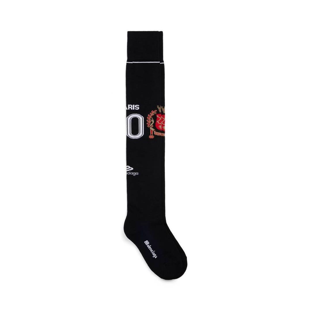 レッグウェア BALENCIAGA SOCCER SOX バレンシアガ、サッカーウェアをイメージしたアパレルとグッズを発売
