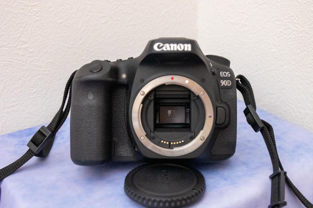 Canon EOS 90D 本体 Amazon.com : Canon EOS 90D DSLR Camera Body Only (Renewed