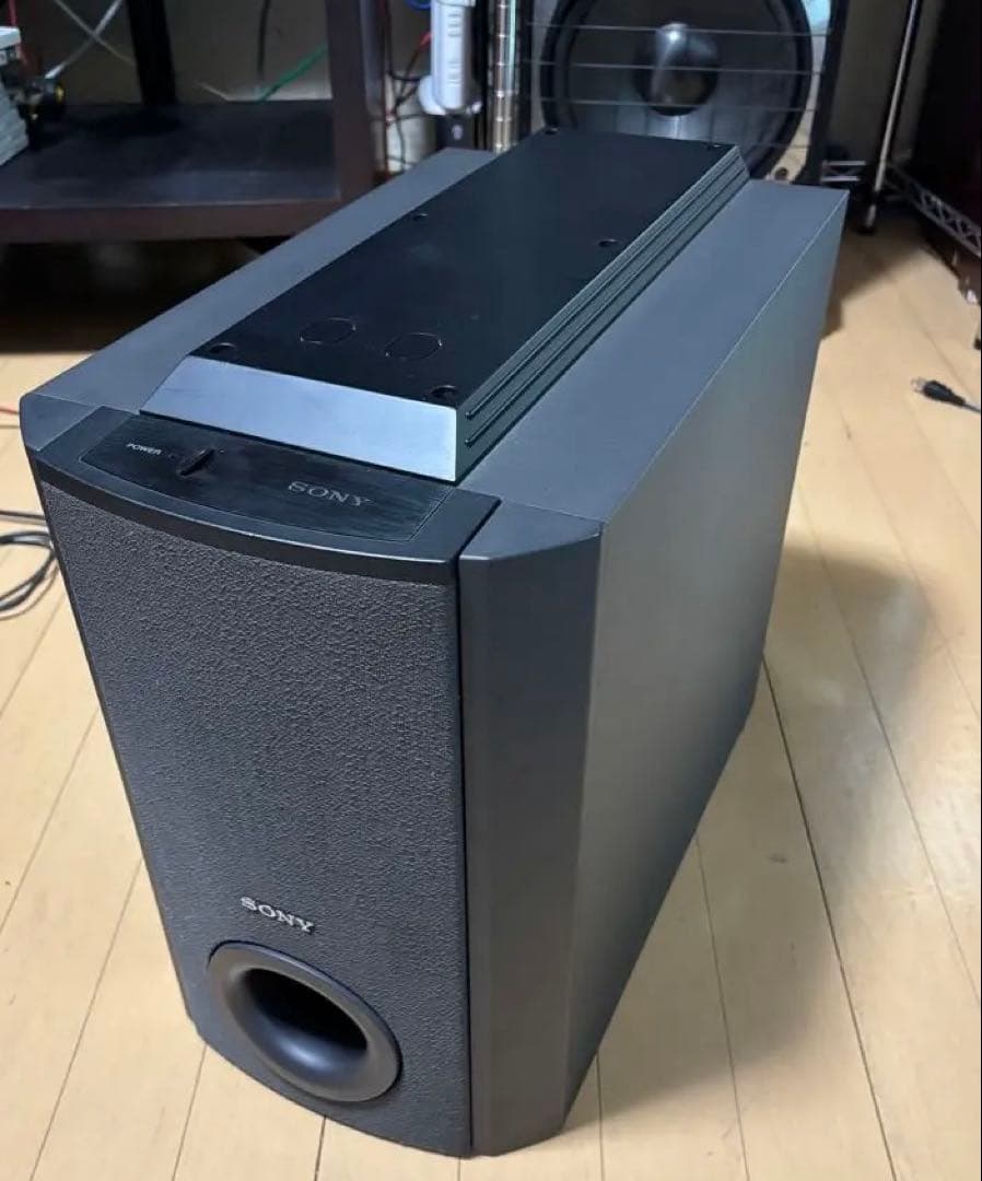 バズーカ砲のような重低音 ビッグサイズ・サブウーファー SONY SA-W505