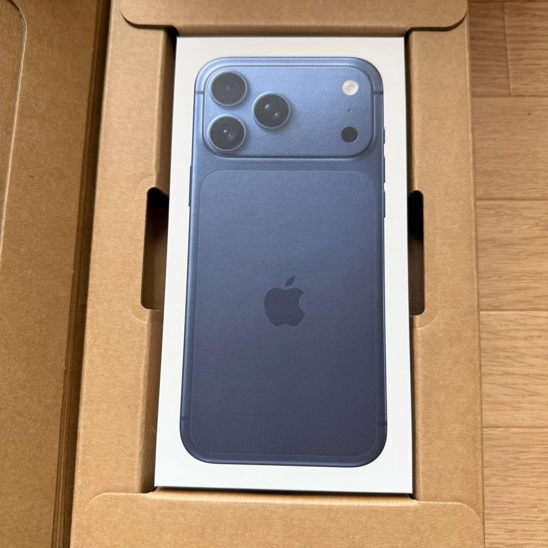 新品未開封 iPhone 17 Pro Max 2TB SIMフリー ブルー - メルカリ