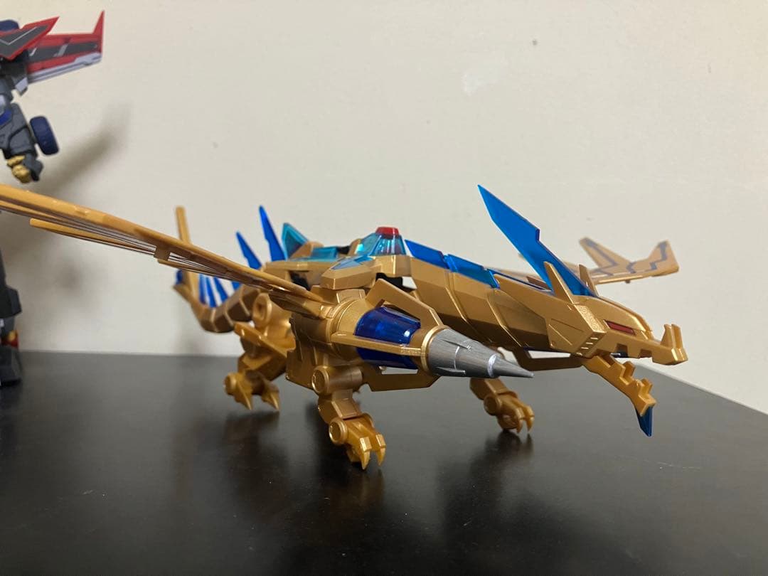 MODEROID ローグカイゼルグリッドマン 塗装完成品 - メルカリ