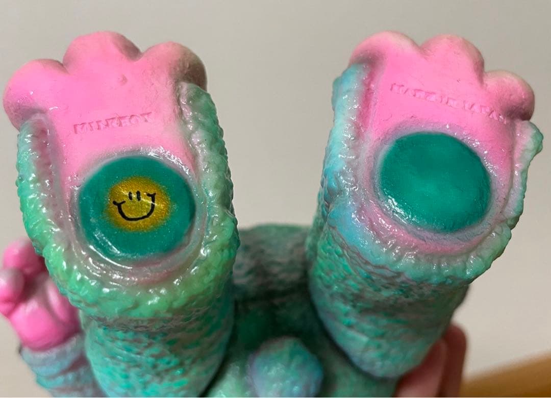 MILKBOYTOYS IT BEAR 墓場の画廊 アクリルケース付き - メルカリ