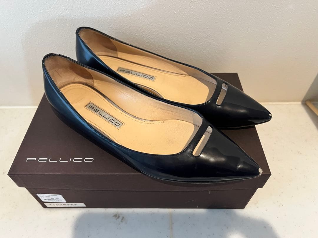 PELLICO ポインテッドトゥ フラットシューズ 38.5 - メルカリ