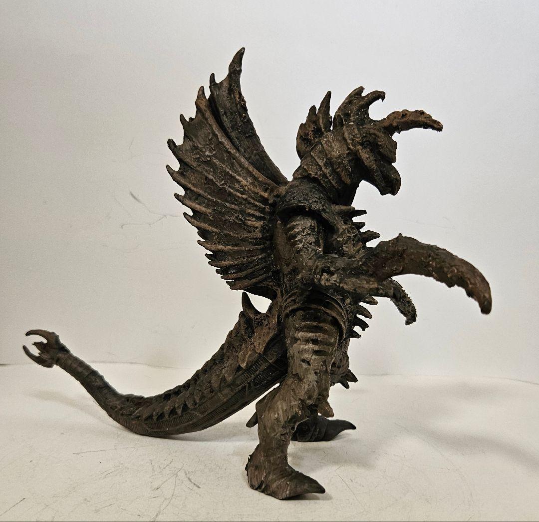 ゴジラ怪獣ソフビ ガイガン(ミイラ化ver)改造リペイント完成品 - メルカリ