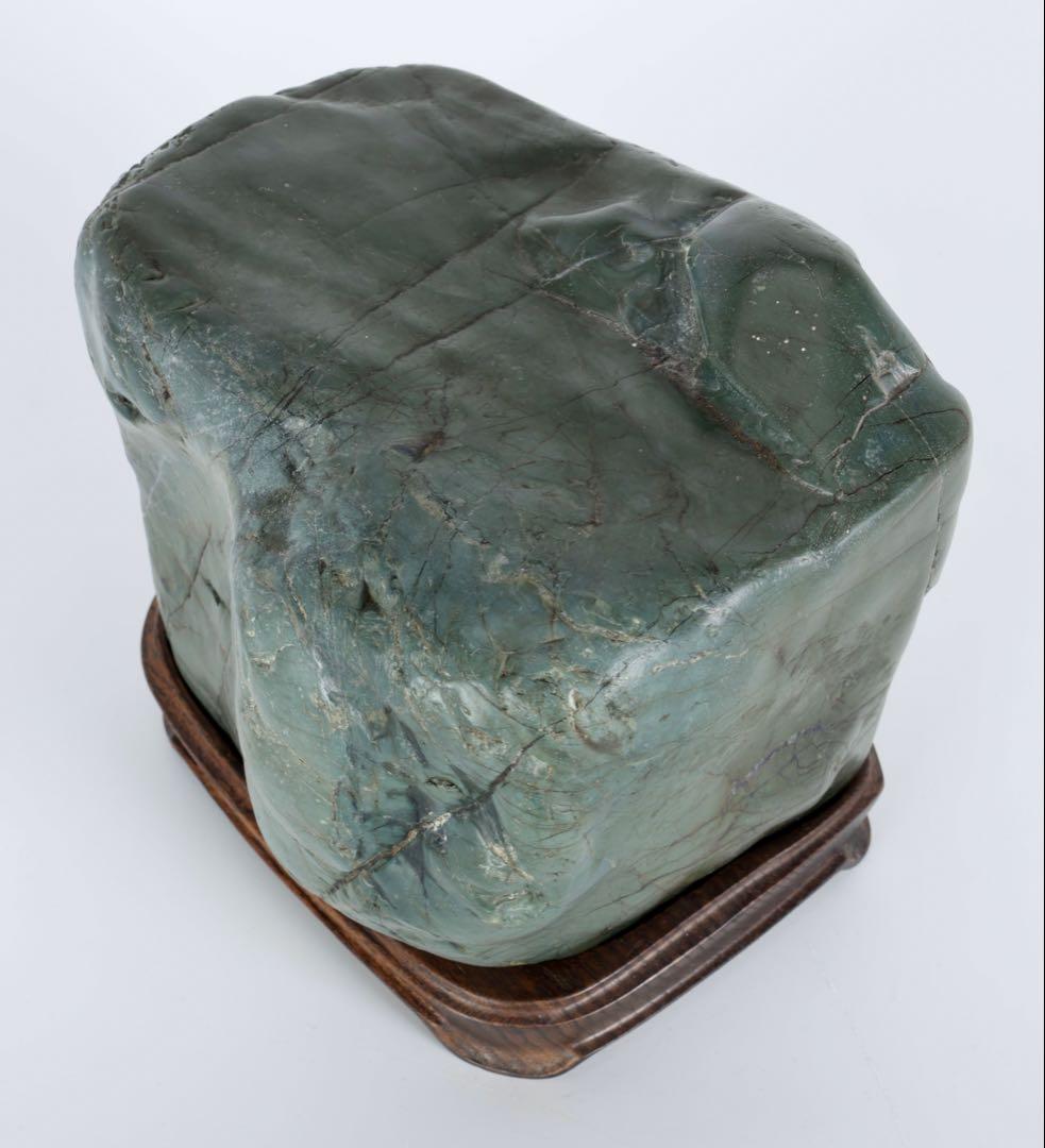 ウ*ム様 神居古潭石 水石 北海道産 8.4kg 台座付 鑑賞石 盆石 景石 天