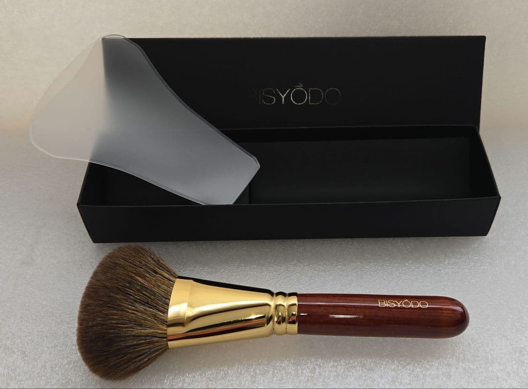 美粧堂　パーフェクトフィットブラシ（扇型）　B-F-05 パーフェクトフィットブラシ（扇型）